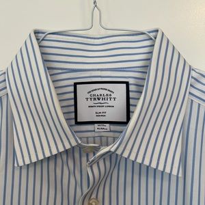 Charles Tyrwhitt blue stripe 100% cotton dress shirt size 16/33 non iron